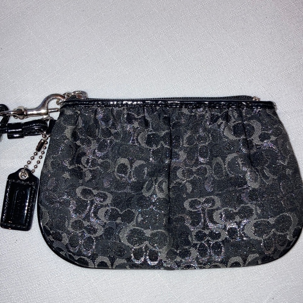 Small Coach Zip Wristlet